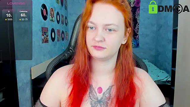 Snapshot of madness_lia chatting on January 16, 12:20 pm madness lia online show from January 16, 12:20 pm