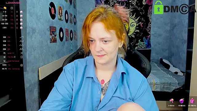Snapshot of madness_lia chatting on March 3, 12:27 pm madness lia online show from March 3, 12:27 pm