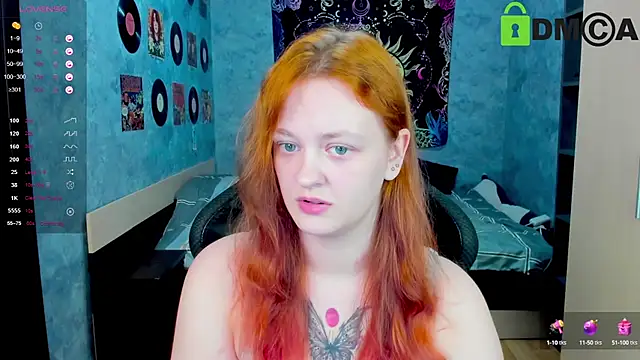 Snapshot of madness_lia chatting on March 7, 2:01 pm madness lia online show from March 7, 2:01 pm
