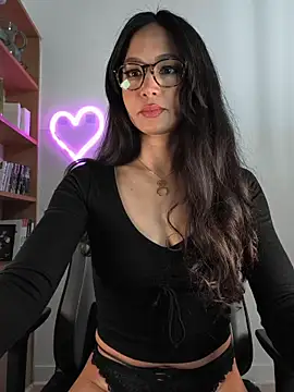 Snapshot of Naughty-Jessie chatting on February 21, 9:38 pm Naughty-Jessie online show from February 21, 9:38 pm