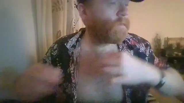 Snapshot of 33ENG chatting on March 11, 9:15 pm 33ENG online show from March 11, 9:15 pm