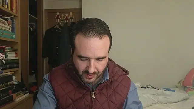 curiosillo83 online show from February 26, 3:22 pm