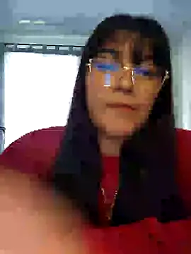 Snapshot of Sakura_0505 chatting on May 2, 9:20 pm Sakura 0505 online show from May 2, 9:20 pm