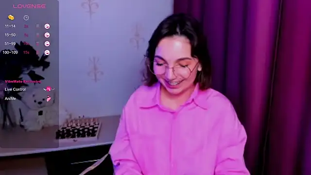 KindHazelHere  online show from November 30, 2:15 am