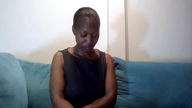 Snapshot of Hardnipples8 chatting on February 22, 11:14 pm Hardnipples8 online show from February 22, 11:14 pm