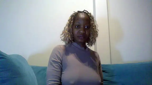 Snapshot of Hardnipples8 chatting on May 14, 11:11 pm Hardnipples8 online show from May 14, 11:11 pm