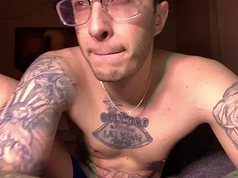 Bwcjoshbanks online show from March 4, 4:40 am