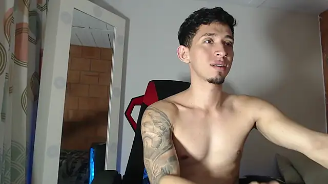stevenSEX123 online show from July 19, 6:33 pm