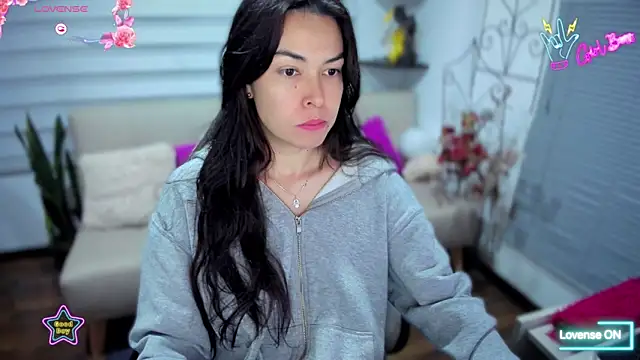 Lunlunera online show from February 2, 2:43 am