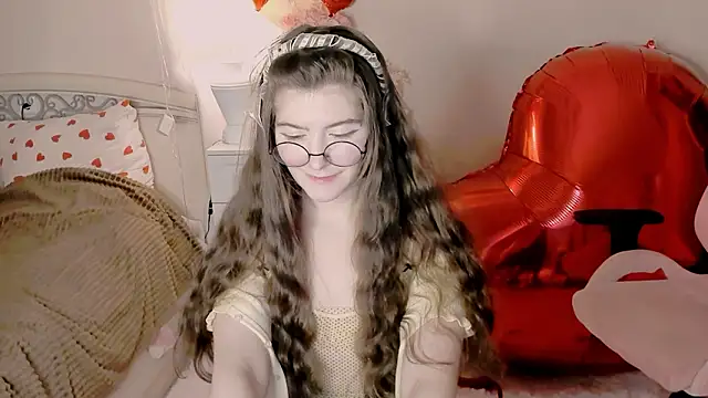 RuthMorse online show from February 19, 6:15 pm