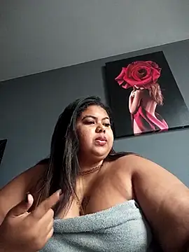 Snapshot of biancabombombbw chatting on November 18, 4:22 pm biancabombombbw online show from November 18, 4:22 pm