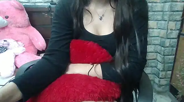 Snapshot of Sexy_iknoor chatting on January 24, 11:15 am Sexy iknoor online show from January 24, 11:15 am