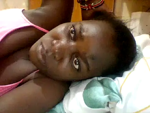 Snapshot of Alessandrajenna chatting on February 23, 7:33 am Alessandrajenna online show from February 23, 7:33 am