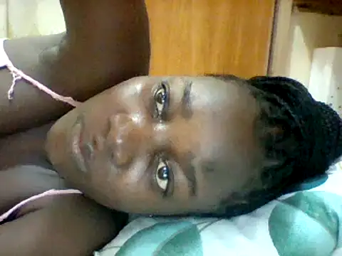 Snapshot of Alessandrajenna chatting on February 27, 7:44 am Alessandrajenna online show from February 27, 7:44 am