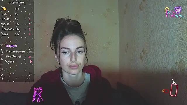 Snapshot of xx_adrihanna_xx chatting on April 27, 4:16 pm xx adrihanna xx online show from April 27, 4:16 pm