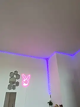 Snapshot of Ladykimberly_XOXO chatting on June 8, 3:01 pm Ladykimberly XOXO online show from June 8, 3:01 pm