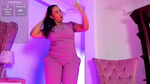 AmyMasson online show from February 7, 1:53 am