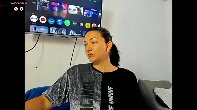 Angelblue  online show from June 1, 1:46 pm