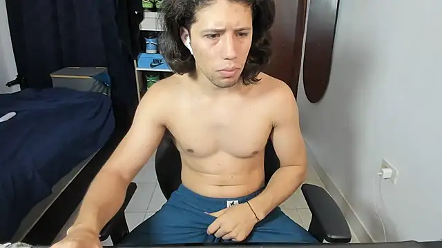 imtonny19 online show from February 28, 3:57 pm