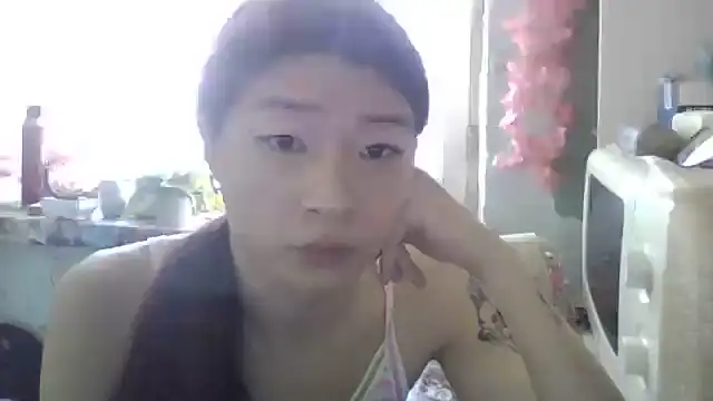 Snapshot of CarlyJoy chatting on July 8, 1:04 pm CarlyJoy online show from July 8, 1:04 pm