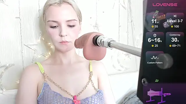 Snapshot of Kaya_Devis chatting on April 29, 4:49 am Kaya Devis online show from April 29, 4:49 am