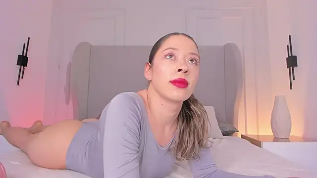 chloe d online show from October 29, 11:56 am