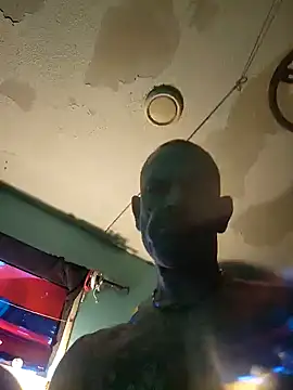 Snapshot of deepstroker42071 chatting on January 8, 8:50 pm deepstroker42071 online show from January 8, 8:50 pm