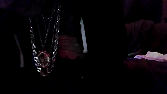 Snapshot of deepstroker42071 chatting on March 25, 9:15 am deepstroker42071 online show from March 25, 9:15 am