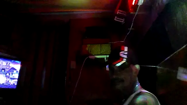 Snapshot of deepstroker42071 chatting on April 4, 8:45 am deepstroker42071 online show from April 4, 8:45 am