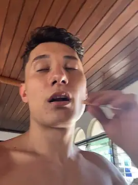 the littleangel1 online show from March 6, 7:32 pm