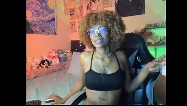 Cristal Jonasxh online show from May 1, 2:38 am