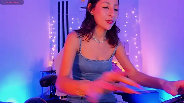 Gorgeous Team online show from February 25, 8:07 pm