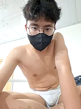 Gwencloudy online show from February 28, 5:58 pm