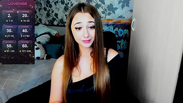 Snapshot of weakness4u chatting on December 8, 7:26 am weakness4u online show from December 8, 7:26 am