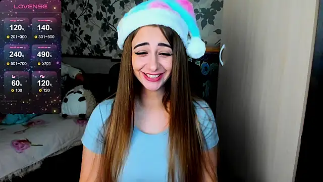 Snapshot of weakness4u chatting on December 27, 2:47 am weakness4u online show from December 27, 2:47 am