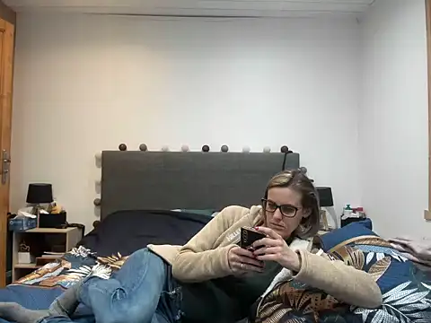 Snapshot of Madame_Callie chatting on March 19, 1:59 pm Madame Callie online show from March 19, 1:59 pm
