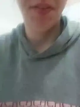 Snapshot of bruna_safadinhaa chatting on February 23, 11:22 am bruna safadinhaa online show from February 23, 11:22 am