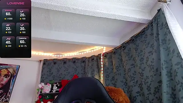 Snapshot of Niky_777 chatting on February 6, 12:26 am Niky 777 online show from February 6, 12:26 am