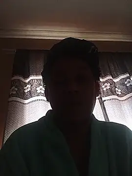 Snapshot of ShooingBunch chatting on July 16, 8:42 am ShooingBunch online show from July 16, 8:42 am