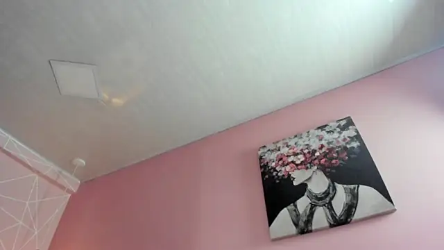 Snapshot of dolly_zoe chatting on December 3, 11:47 pm dolly zoe online show from December 3, 11:47 pm