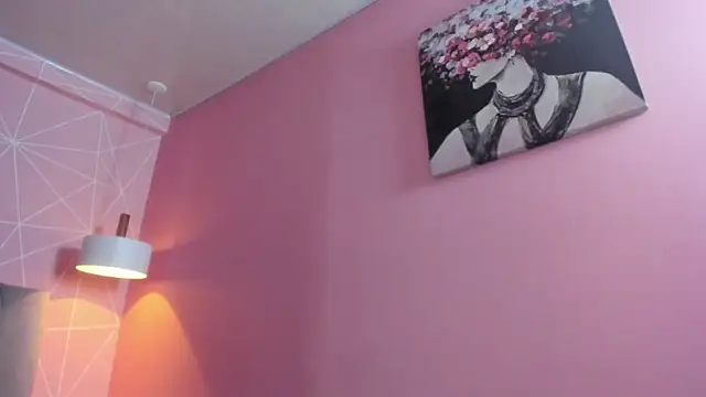 Snapshot of dolly_zoe chatting on January 10, 2:35 am dolly zoe online show from January 10, 2:35 am