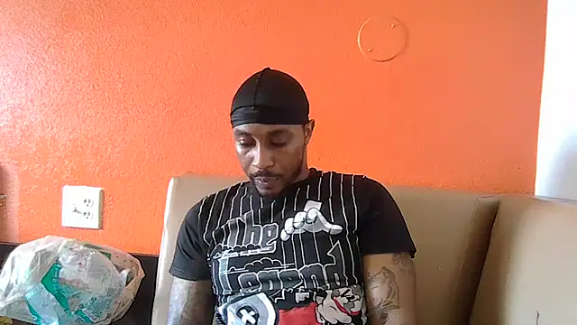 Snapshot of Stressreliever82 chatting on March 22, 6:58 pm Stressreliever82 online show from March 22, 6:58 pm