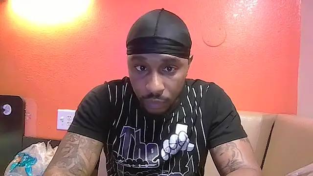 Snapshot of Stressreliever82 chatting on March 23, 2:37 am Stressreliever82 online show from March 23, 2:37 am