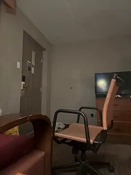 Stressreliever82 online show from April 7, 9:21 am