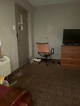 Stressreliever82 online show from April 14, 3:29 pm