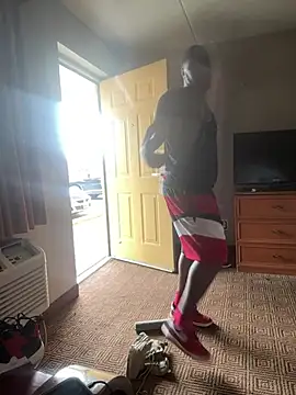 Stressreliever82 online show from April 17, 7:39 pm