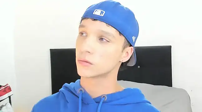 Snapshot of angelcortes chatting on January 12, 6:38 pm angelcortes online show from January 12, 6:38 pm