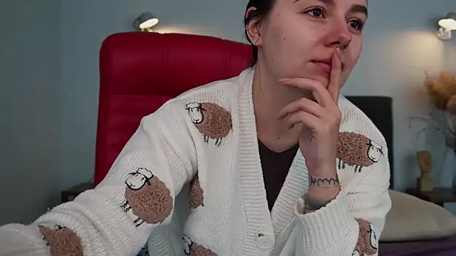 Snapshot of DiJiRay chatting on March 4, 6:37 am DiJiRay online show from March 4, 6:37 am
