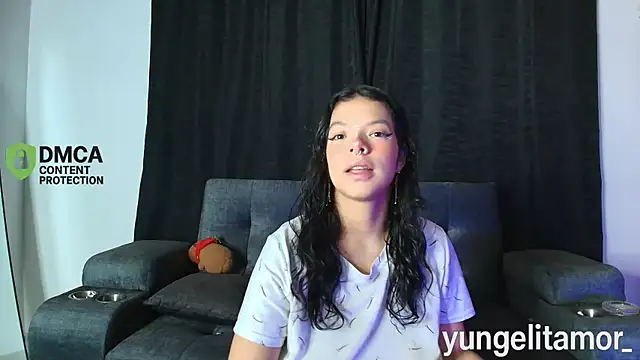 yungelitamor  online show from October 6, 5:05 am