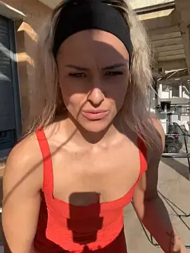 petrouchkaaa  online show from January 24, 9:39 am